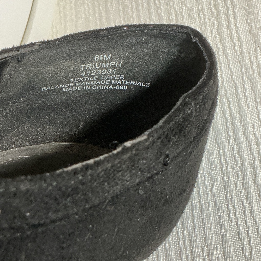 IMPO “Triumph” Black Bootie Heels - Picture 9 of 12